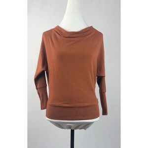 Women’s 3 quarter sleeve knit top